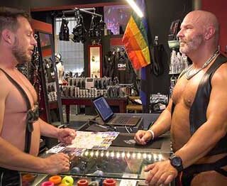 Muscle hunks Hans Berlin and Ralph meet at the bdsm store where they take advantage of the fact that they are surrounded by kinky tools of pleasure. Hans and Ralph with have a hardcore session which they’ll never be able to forget.