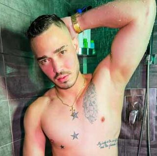 Thiago is a toned guy with tattoos and a face full of stubble, sporting some nice tattoos, a shaved package, and a nice uncut cock. Today, we find him in the shower prepping for his Hot AF debut!