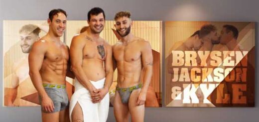 As Sean Cody hunks Brysen, Jackson and Kyle relax in the sauna, they drop their towels and start stroking their cocks. Jackson is eager to see what the other guys are packing.