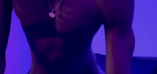 Bamzy Yzmab another muscle stud, but ends up being the bottom bitch! I like to go somewhere warm when winter arrives. I hate cold weather.