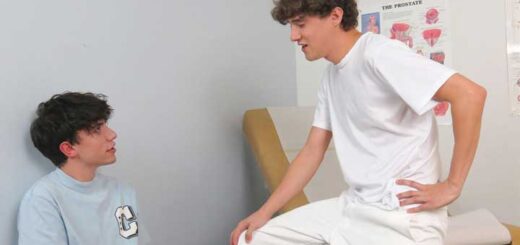 Avery Beck another muscle stud, but ends up being the bottom bitch! I like to go somewhere warm when winter arrives. I hate cold weather.